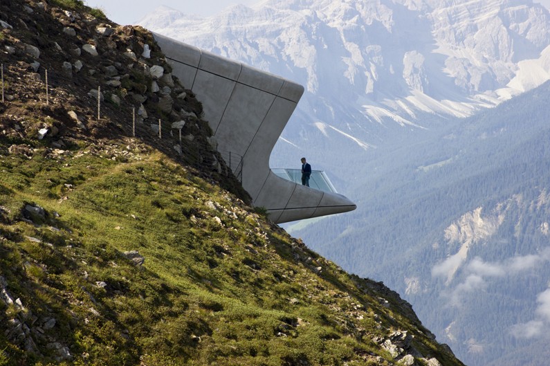 ZAHA HADID IN ITALY