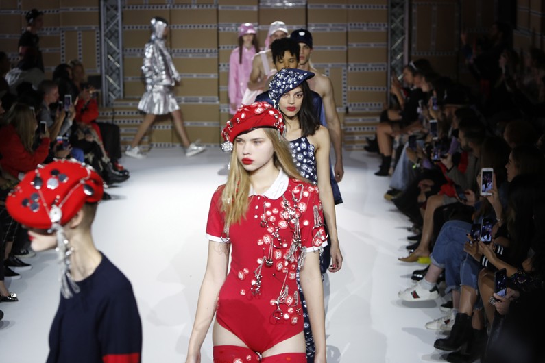 AMAZON FASHION X NICOPANDA